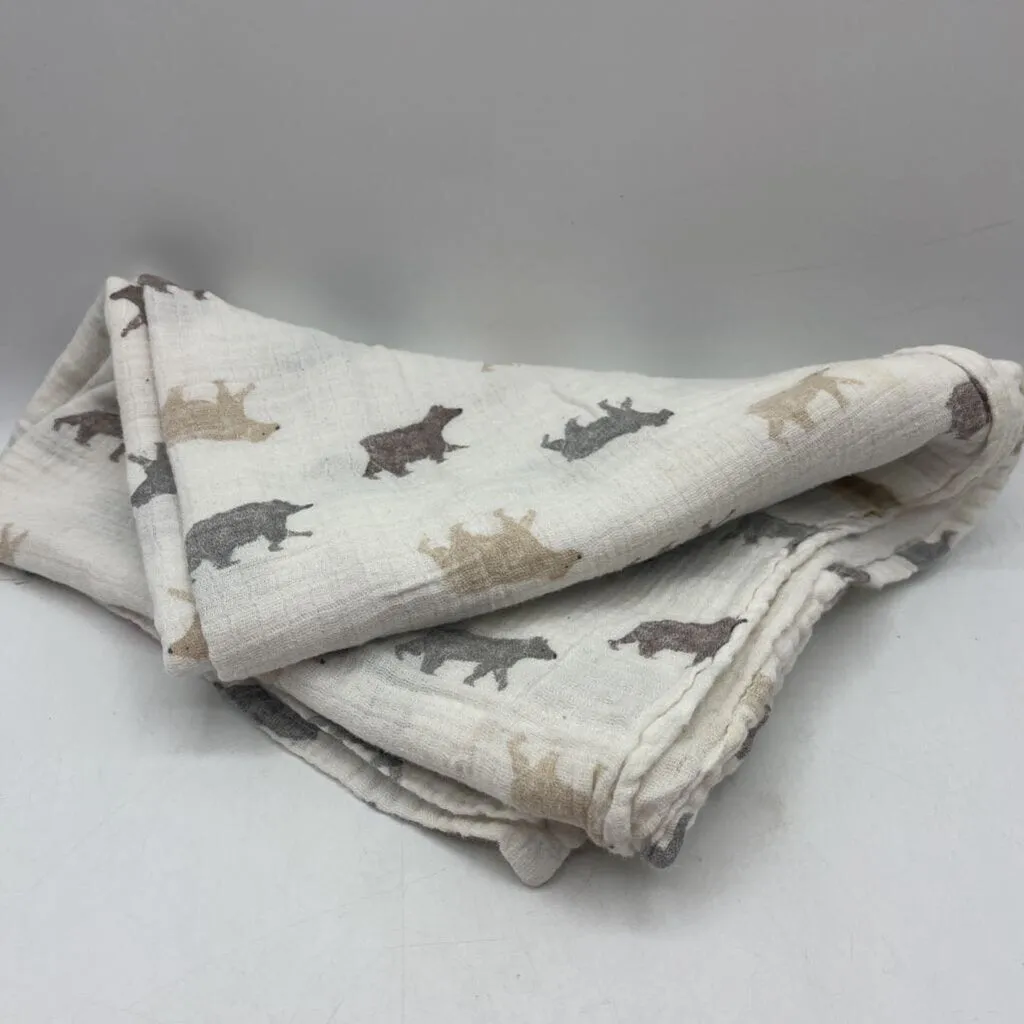 Aden   Anais Bears Swaddle Blanket