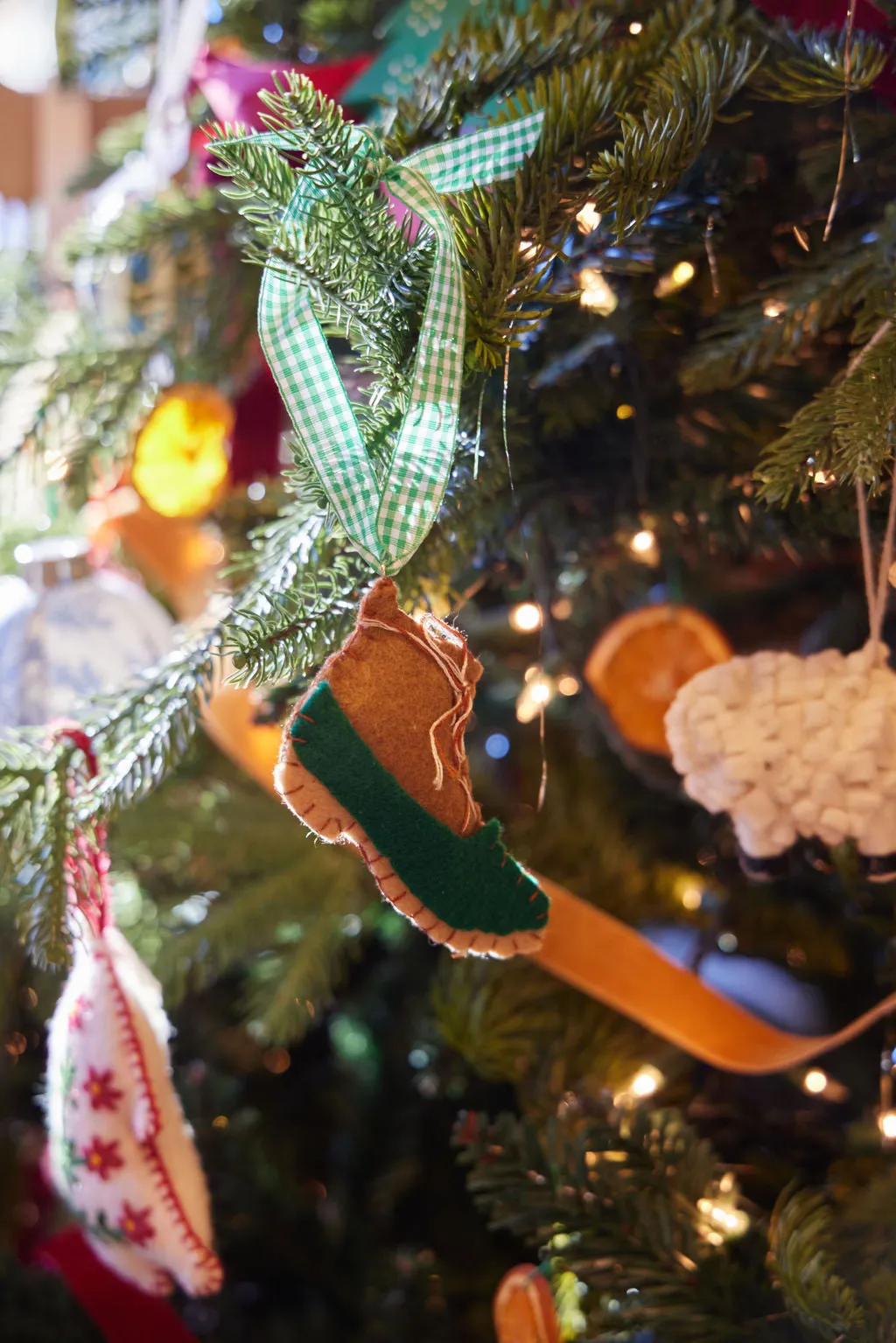 Duck Boot Ornament