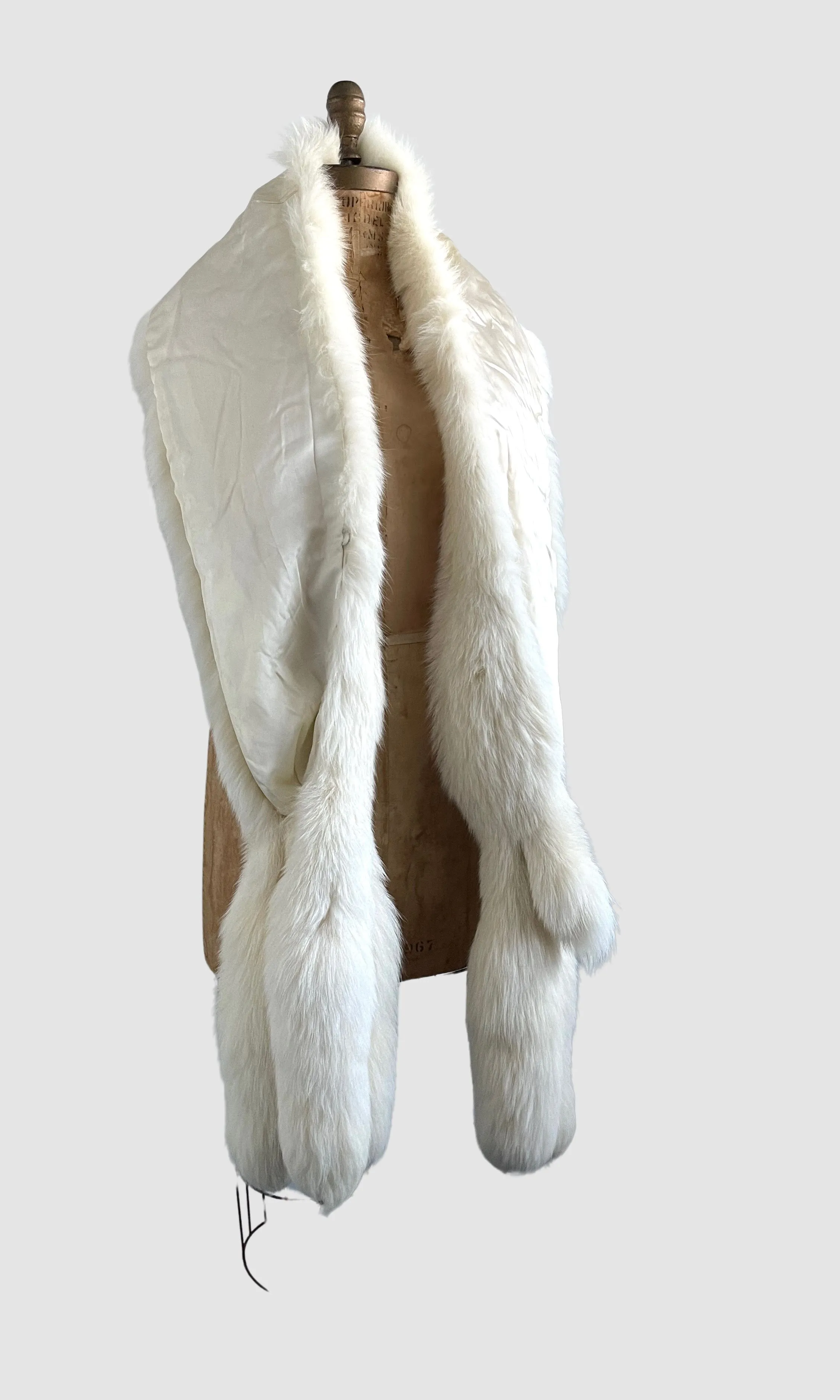 FOXY LADY 50s Arctic Fox Long Wrap with Fringe